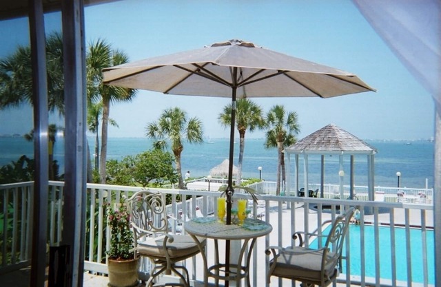 Long Term 5/1-12/31 Spectacular View, Private Beach,Kayak, Dolphins.Flex dates