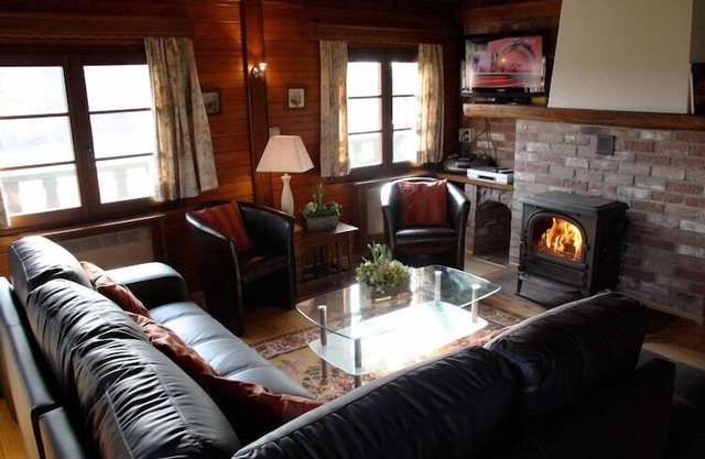 Longfaye Chalet with Sauna