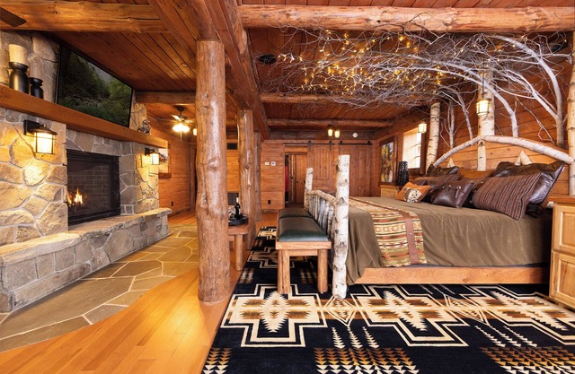 Longhorn Suite at Driftwood Ranch - a Horse and Cattle Ranch - White Lake, NY