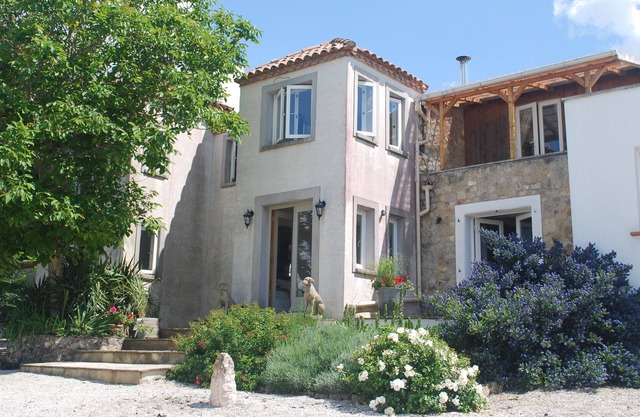 Look No Further! Magnificent Maison a Perfect Summer Retreat