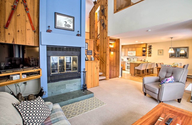 Loon Mountain Condo w/Pool & Game Room Access!