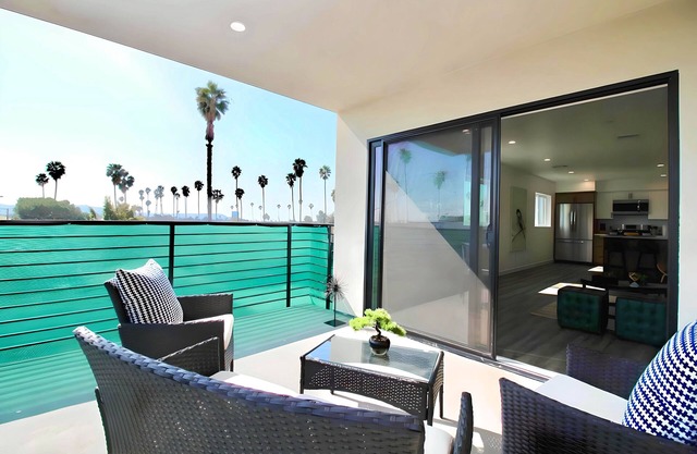 Los Angeles 3BR Villa Suites-FreeParking