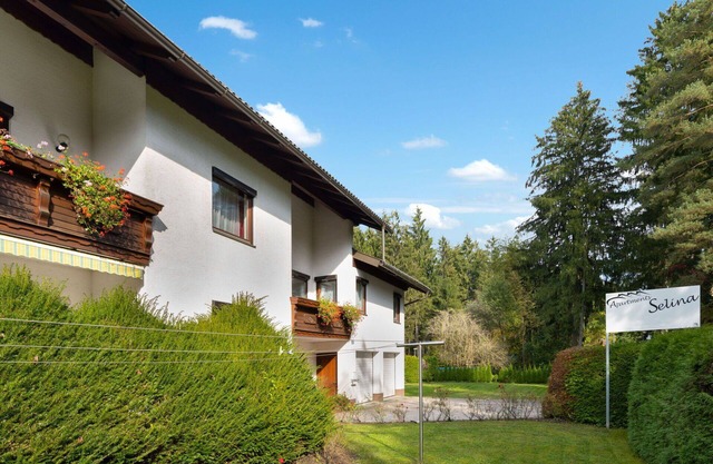 Lovely apartment for 4 people with WIFI, TV and balcony