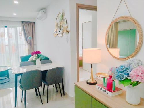 LOVE HOME-peaceful Apart-2bed-66m2-5'Trang Tien