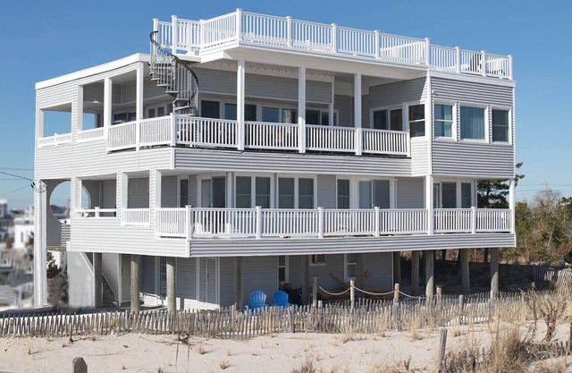 Loveladies - ~LBI~ - Stupendous - Five/Six Bedroom - Oceanfront