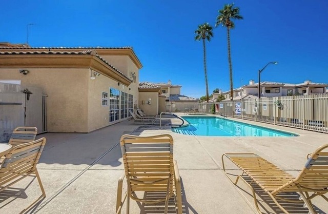 Lovely 2-bedroom 2 -bath cozy, quiet and secure condo