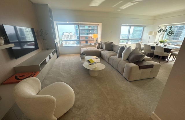 Lovely 2-Bedroom at Four Seasons Brickell
