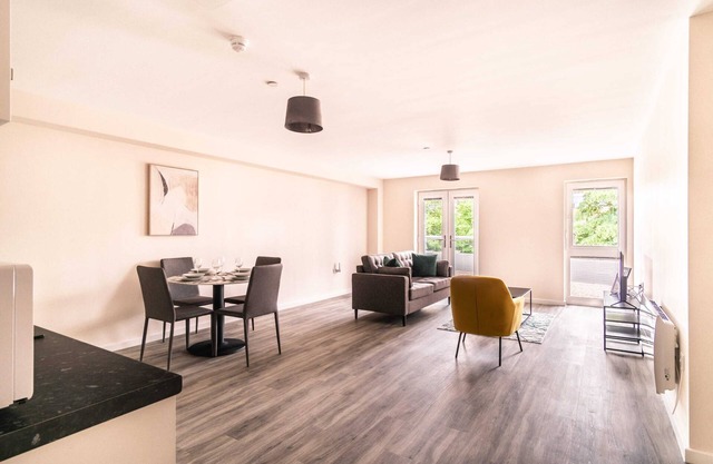 Lovely 2 Bedroom Manchester Apartment