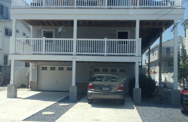 Lovely 4 Bedroom Sea Isle Home with Bay View