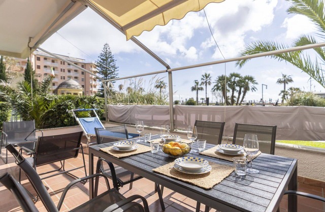 Lovely apartment for 7 guests with WIFI, TV, terrace and pets allowed