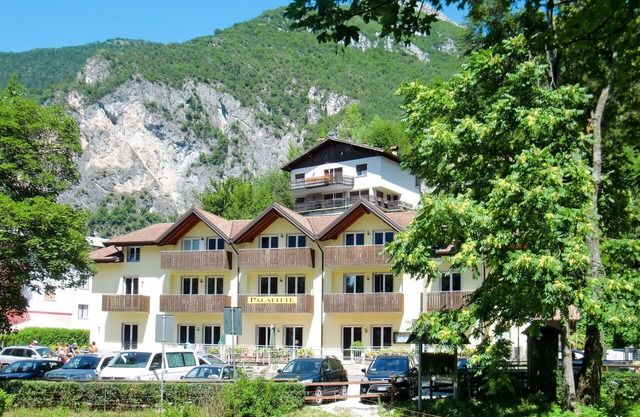 Lovely apartment for 4 people with WIFI, TV and terrace