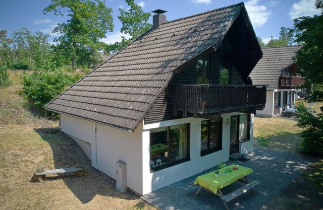Lovely apartment in villa for 6 people with WIFI, TV, patio, pets allowed and panoramic view