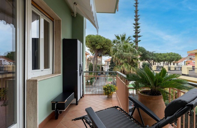 Lovely apartment for 4 people with A/C, TV, balcony and pets allowed