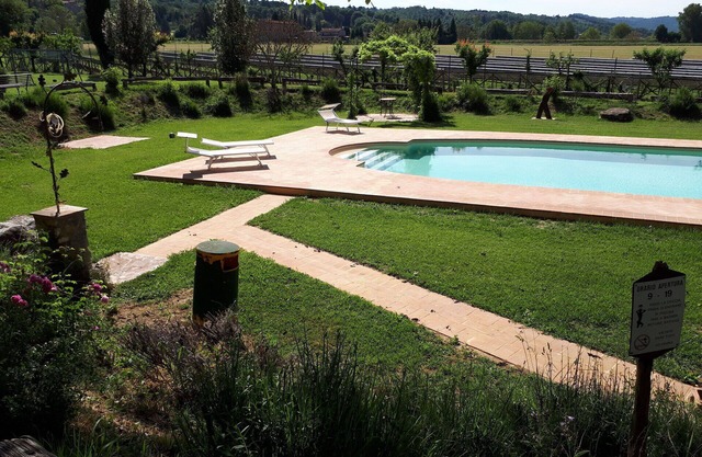 Lovely apartment for 7 guests with pool, WIFI and parking