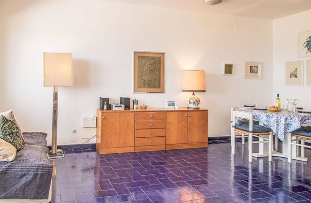 Lovely apartment for 3 guests with A/C, WIFI, terrace and pets allowed