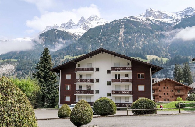 Lovely apartment for 4 people with WIFI, TV, balcony, panoramic view and parking