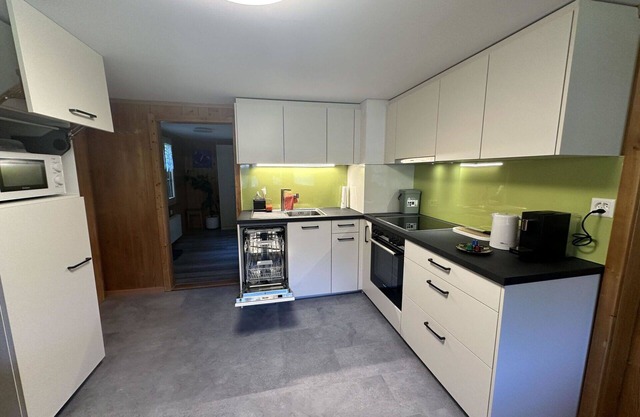 Lovely apartment for 5 guests with TV and balcony