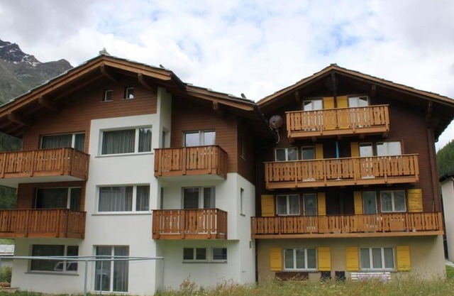 Lovely apartment for 6 guests with WIFI, TV and balcony