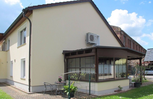 Lovely apartment for 3 guests with WIFI, TV, patio, pets allowed and parking