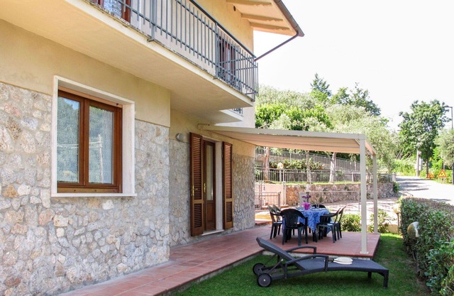 Lovely apartment for 5 people with WIFI, TV and terrace