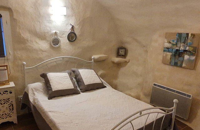 Lovely apartment, in a typical Balagne village. Calm and authentic