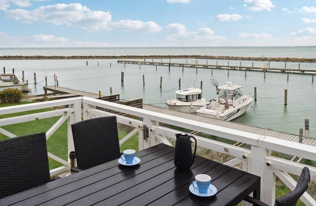 Lovely apartment in Borre with WiFi