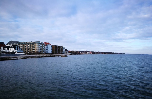 Lovely apartment near beach and park.