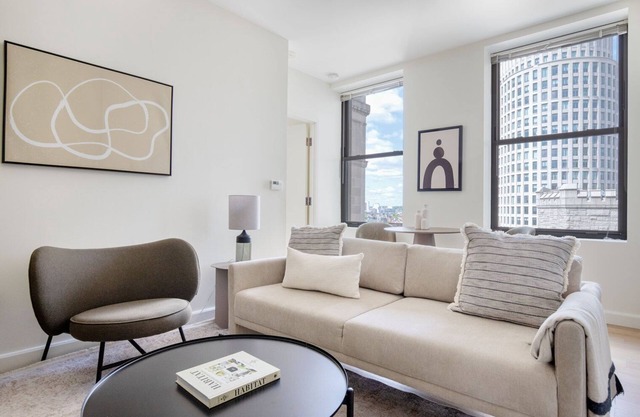 Lovely Back Bay 1BR w/Gym & W/D, nr Restaurants, by Blueground
