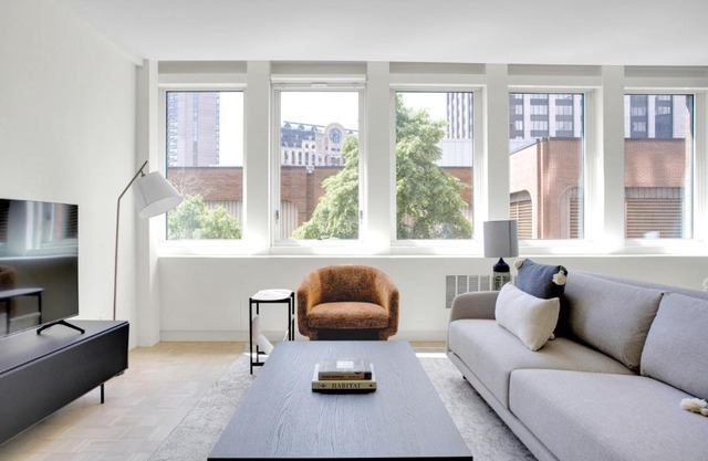 Lovely Beacon Hill 1BR BOS-696