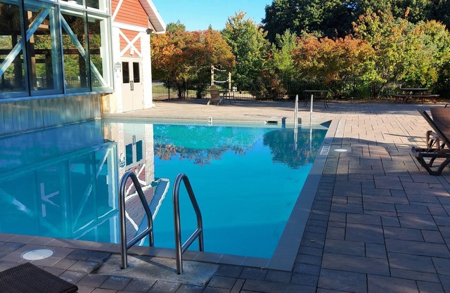 Lovely condo unit in Horseshoe Valley