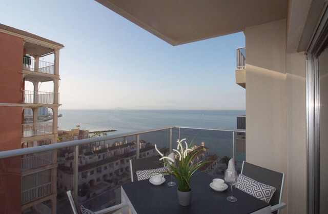Lovely apartment with sea views