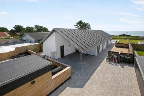 Lovely Holiday Home With Sea View And Activity Room