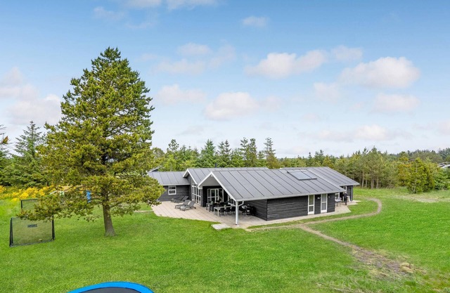 Lovely home in Bindslev with sauna