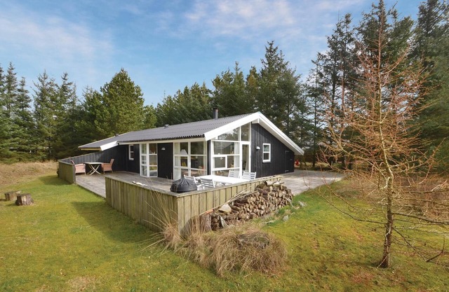 Lovely home in Fjerritslev with sauna