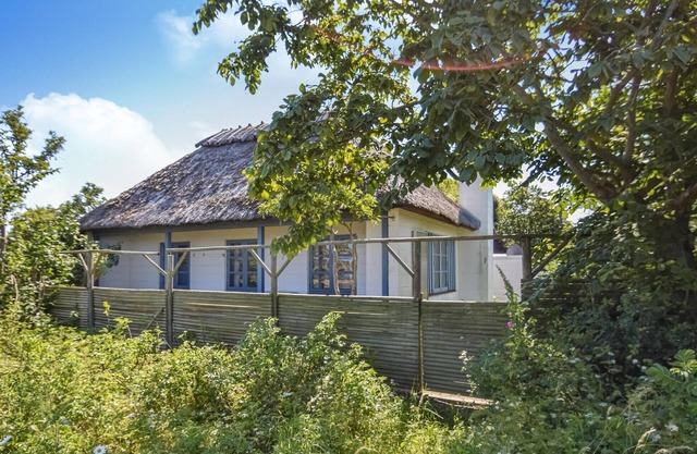 Lovely home in Humble with kitchen