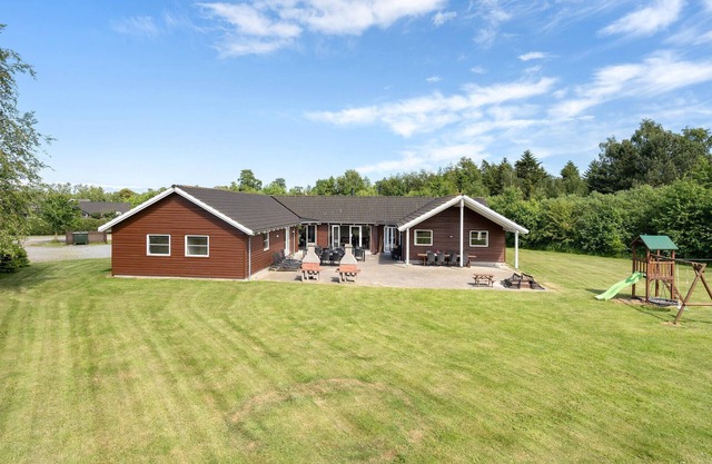 Lovely home in Idestrup with sauna