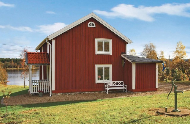 Lovely home in Nässjö with kitchen