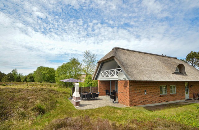 Lovely home in Rømø with kitchen