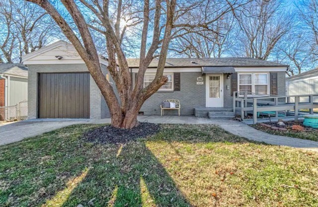 Lovely Home in the Heart of Spfd!