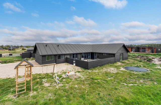 Lovely home in Thisted with sauna