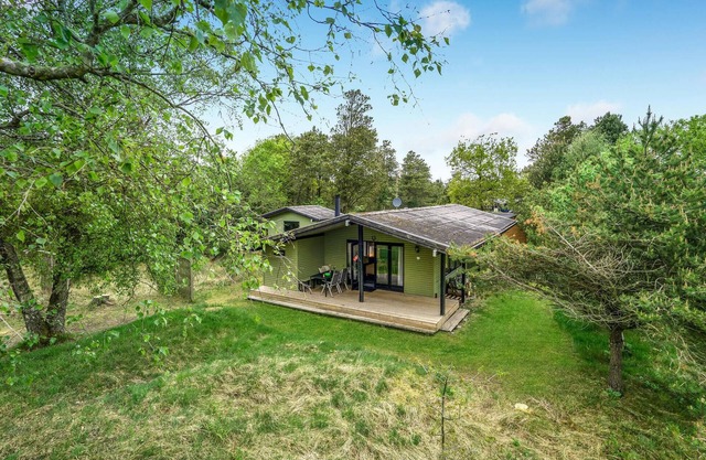 Lovely home in Vejers Strand with WiFi