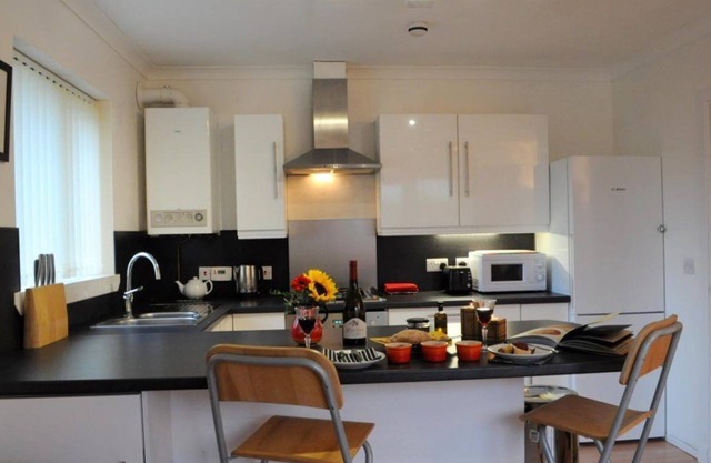 Lovely, Light and Airy 1-Bed Flat in Stornoway