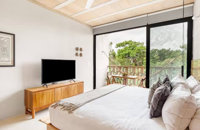 Lovely Loft With Pool