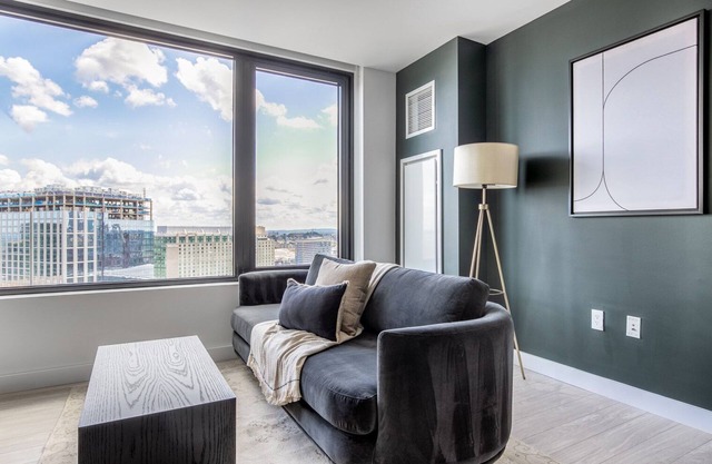 Lovely Seaport 1BR w/Gym, Pool, W/D, near ICA, by Blueground