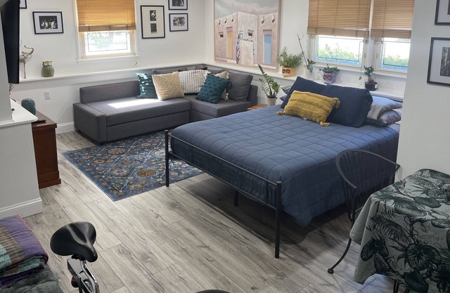 Lovely Studio apartment in Baldwin Harbor