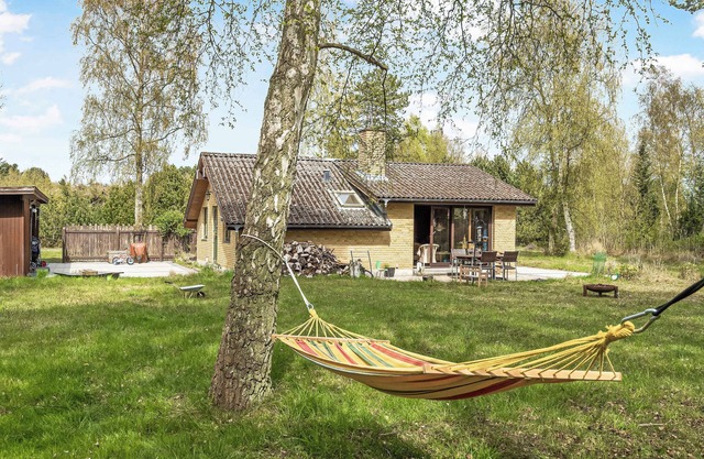 Lovely summer villa in natural surroundings