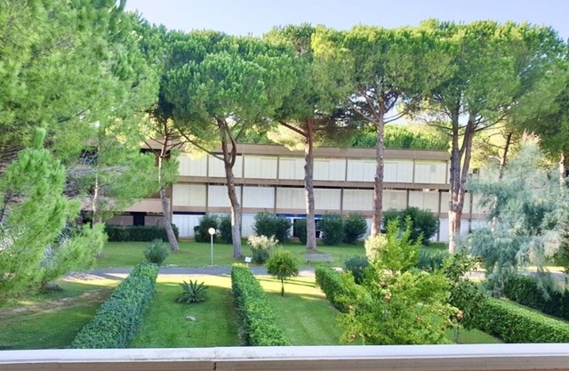 Lovely three-room apartment sleeps 6 in Marina di Bibbona near the sea