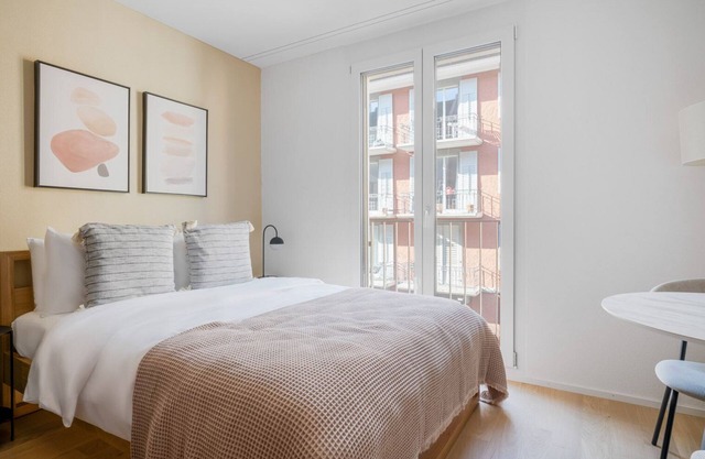 Lovely Wiedikon 1 Room w/Storage & W/D, 1 min to Market, by Blueground