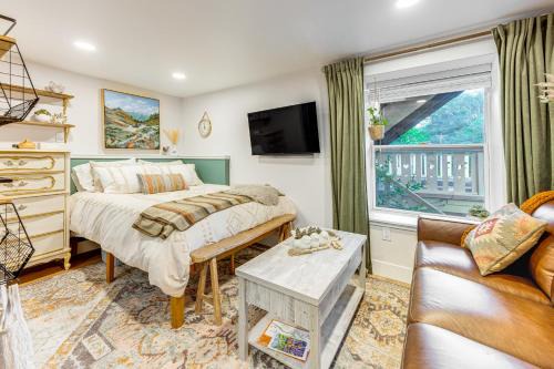 Lovers Lane Chalet Dtwn Manitou Springs Studio!