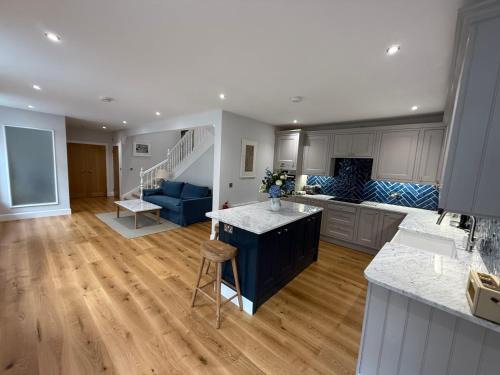 Lower Kelso House